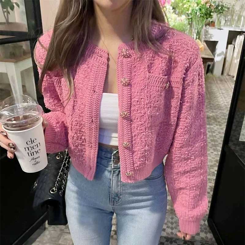 2025 Autumn Winter Casual Short Cardigan Women Knitted Coats Fashion Female Long Sleeve Knit Sweater Pocket Crop Tops CardigansT251101