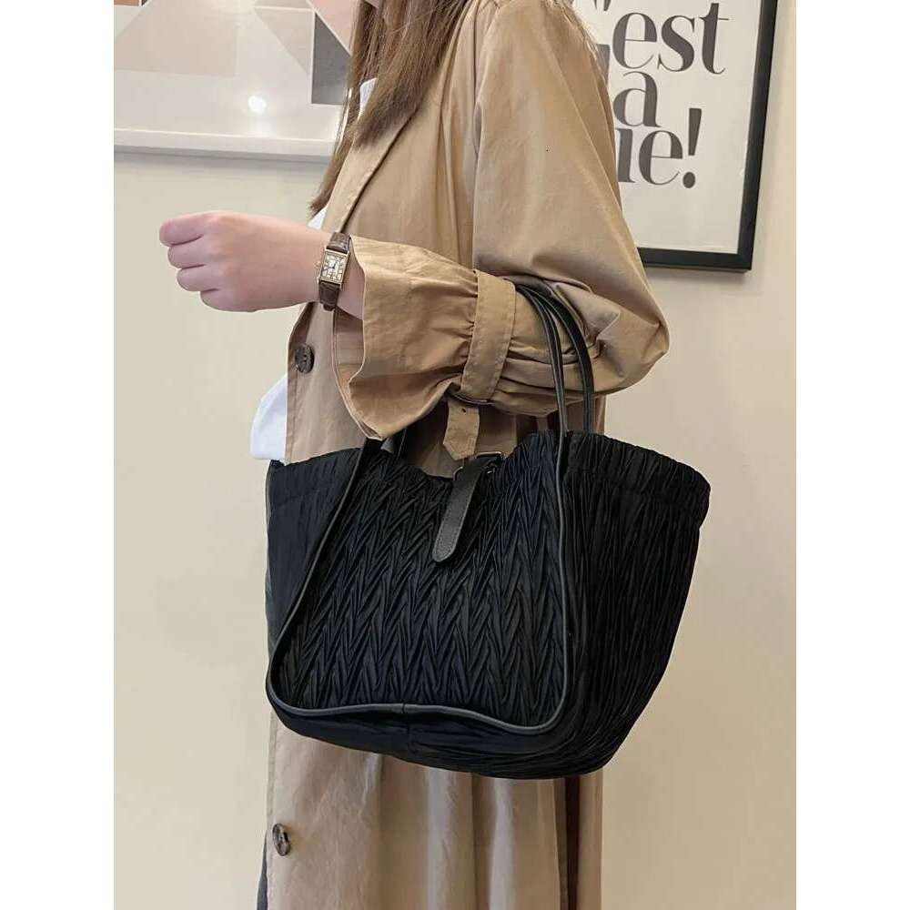 Women's Bags Office Ladies Nylon Bucket High Capacity Handbag Casual Fashion Tots Pleated Design Single Shoulder Bags Women Shopping Bag