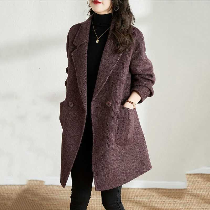 New Womens Korean Woolen Coat Autumn Winter Plus Cotton Thicke Warm Long Woolen Jacket Female Word Grain Windproof OuterwearT251101