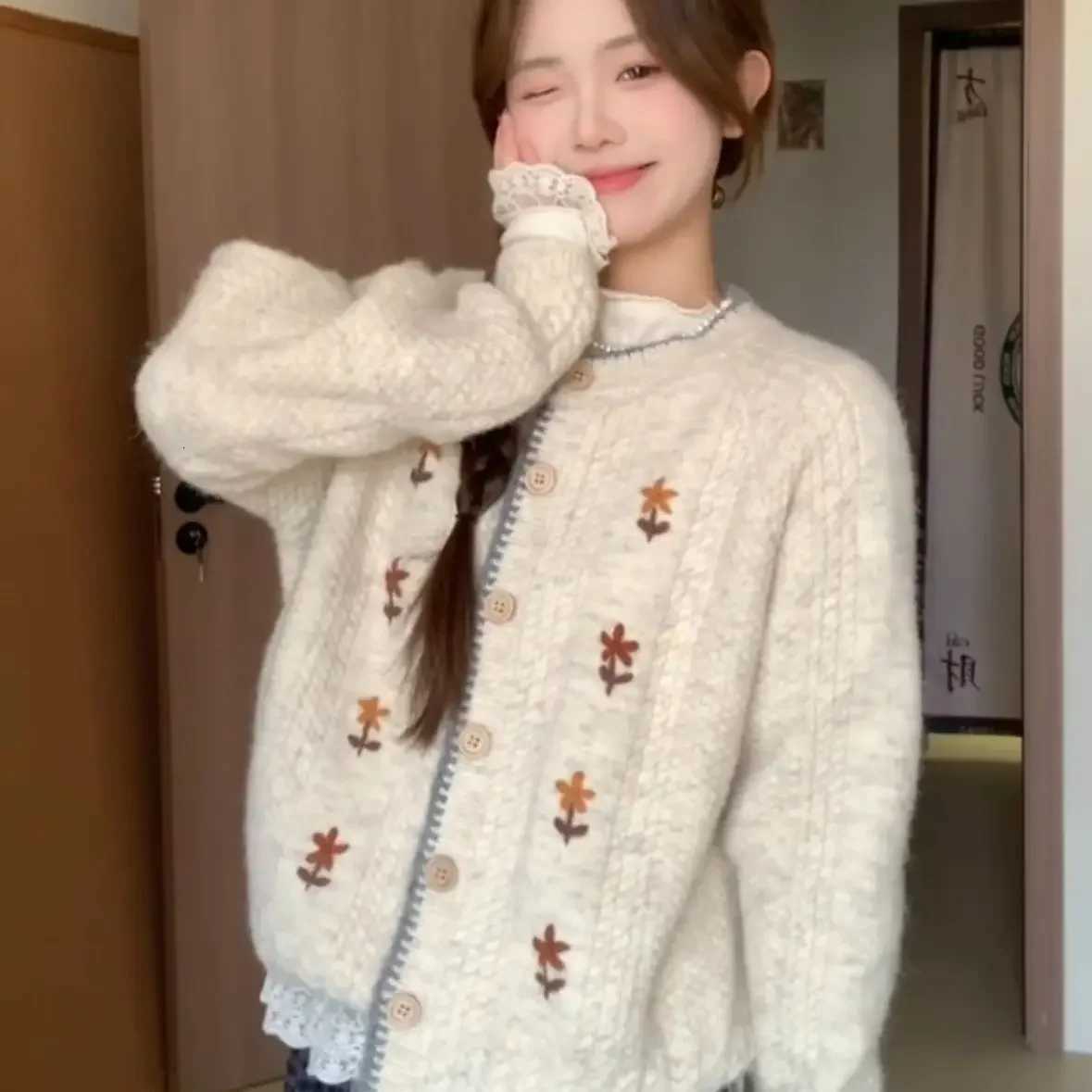 Japanese Style Soft Round Neck Long Sleeve Knitted Cardigan Women Autumn Winter New Fashion Heavy Work Unique Sweater CoatT251101