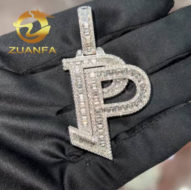 Hip Hop Jewelry Iced Out Pendant 925 Silver Moissanite Diamond Hip Hop Letter Pendant Overlap Design Pass Diamond Tester