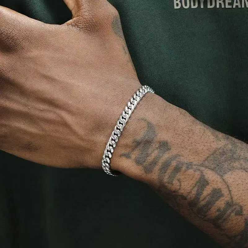 Stainless steel mens bracelet Hip Hop Cuban chain titanium steel bracelet simple jewelry fashion handmade jewelry accessories gifts Y250329
