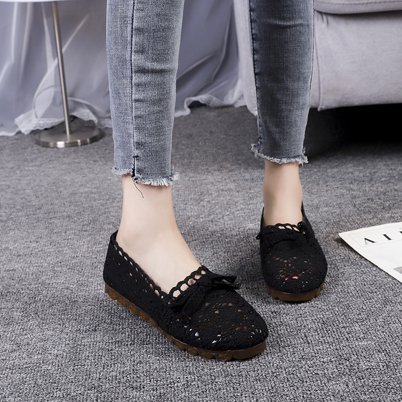 free Shipping Flat bottomed slippers sandals Designer Breathable sandals Mesh women's shoes Hollow out single shoe soft-soled shoes