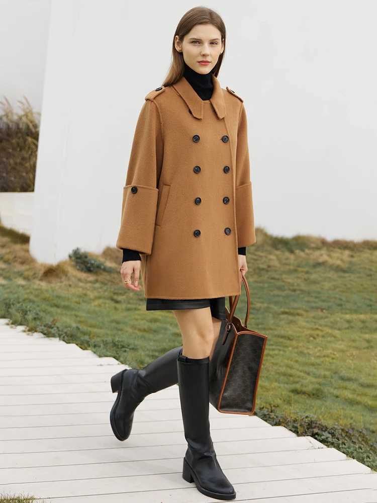 AMII Minimalist Casual Women Woolen Coat 2025 Winter England Style Loose Double Breasted Office Lady Solid Blends Coats 12344021T251101