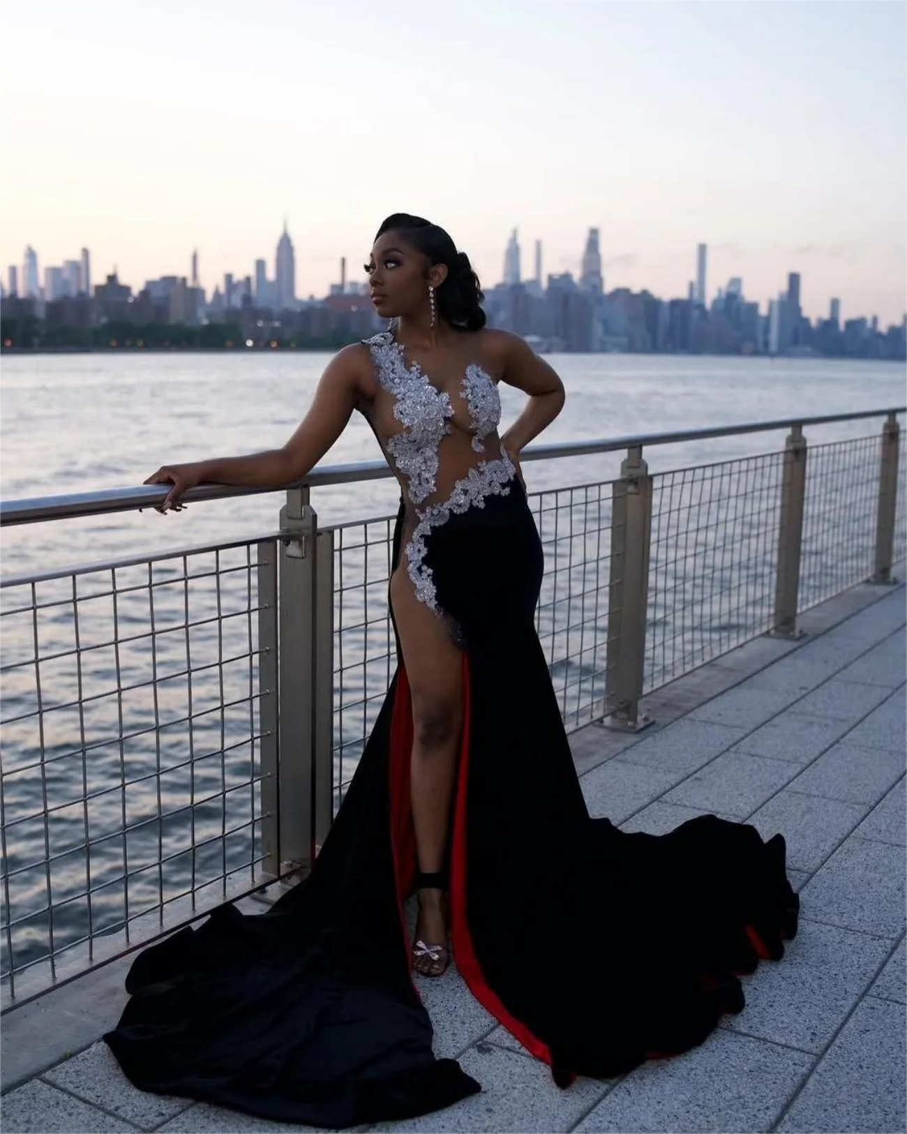 Black Mermaid Prom Dresses 2025 Lace Sheer Neck Velvet High Split Evening Formal Party Second Birthday Engagement Gowns Plus Size Dress For Special