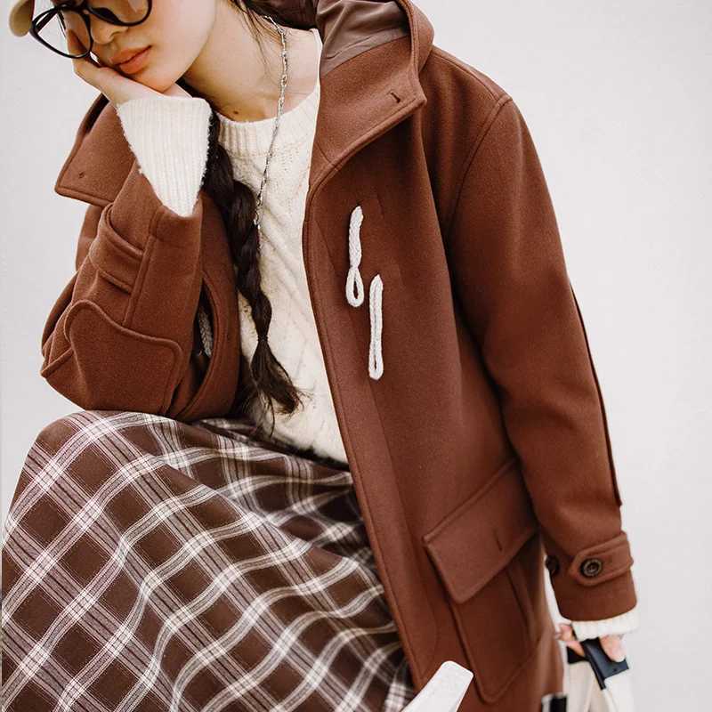 Maden Vintage College Style Horn Button Woolenlike Coat Midlength Loose Fit Commuter Hooded Thick Winter Jacket for WomenT251101