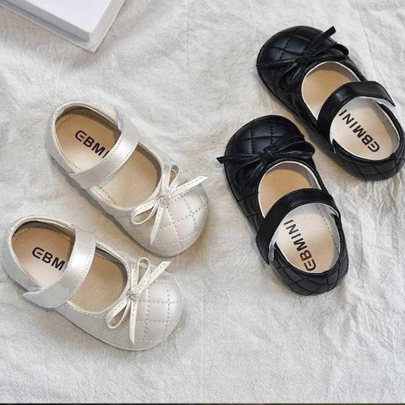Fashion Leather Shoe Versatile Comfort Casual Girl Shoes Simple New Kid Shoe Soft Soled Comfort Sandals Flat Sweet Princess ShoeT251101