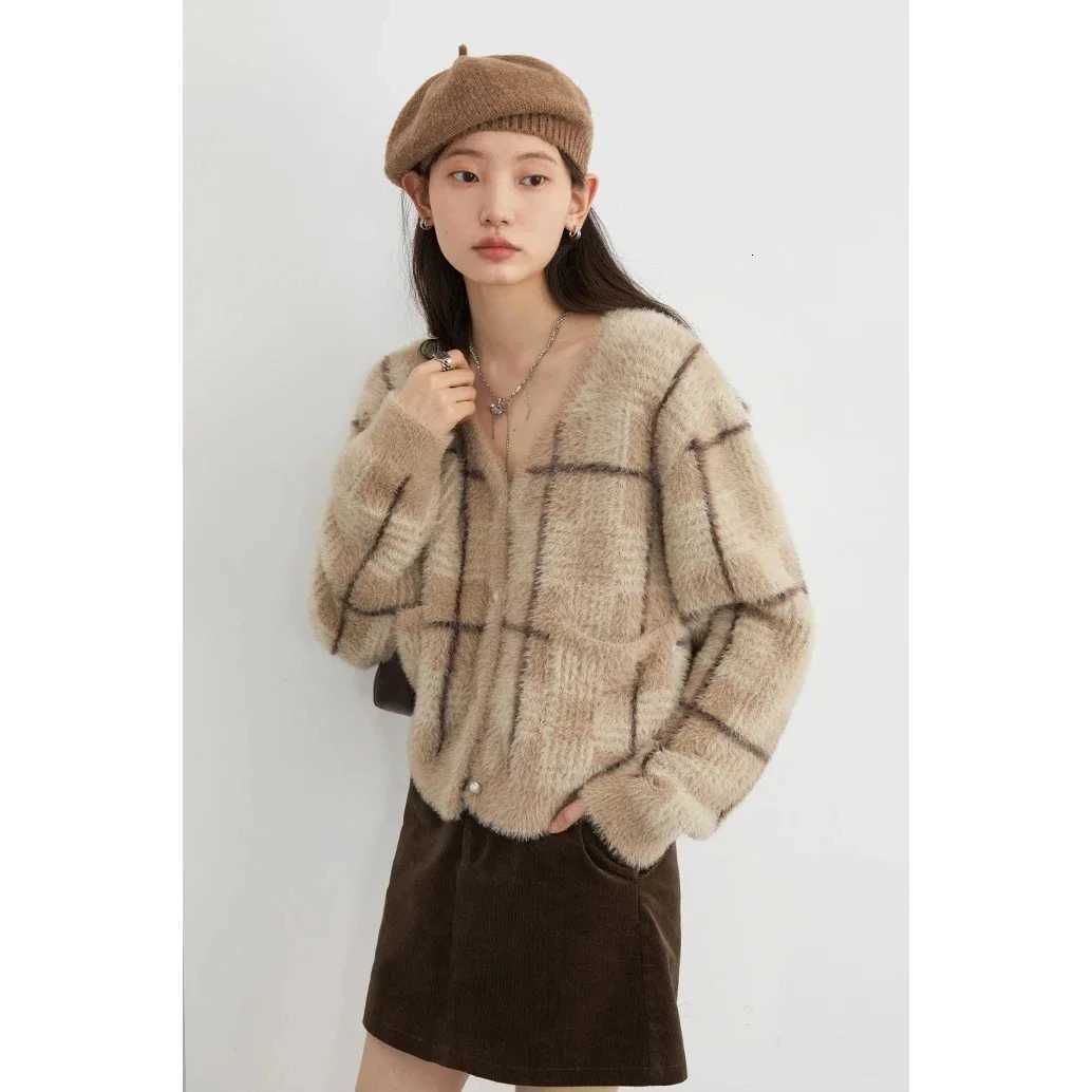 CHIC VEN Womens Cardigan Single Breasted New Vintage Plaid Sweater Soft Woman Jumpers Female Top Winter Autumn 2023T251101