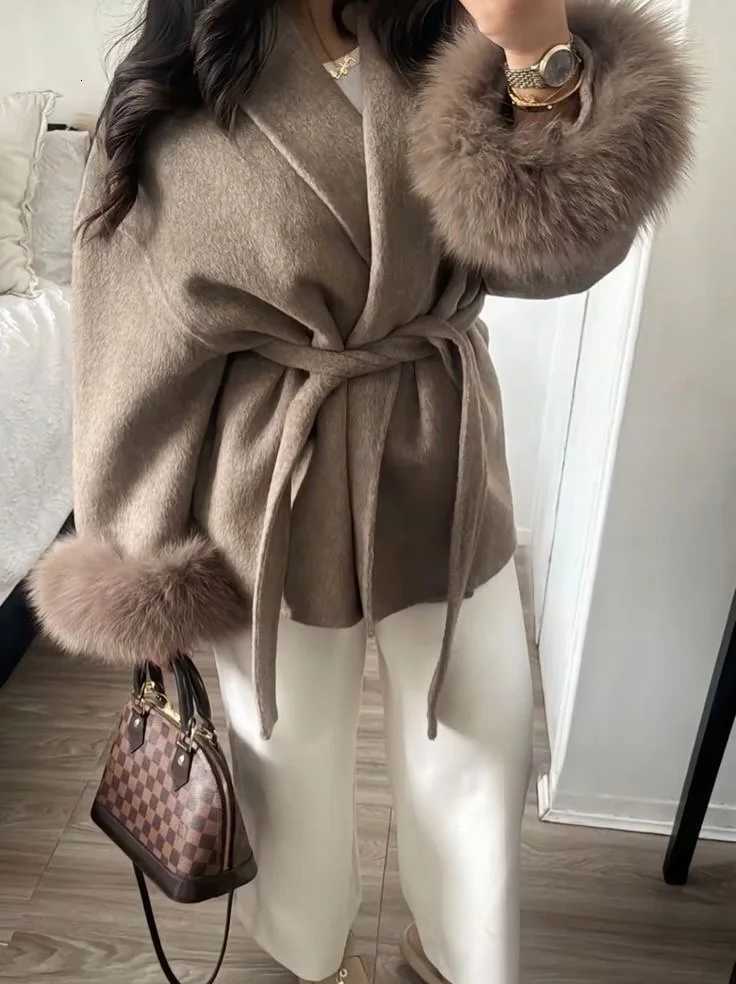 Elegant Lace Up Woolen Coat Women Furry Lapel Fur Patchwork Belt Loose Short Jacket Female Lady 2025 Autumn Winter New CardigansT251101