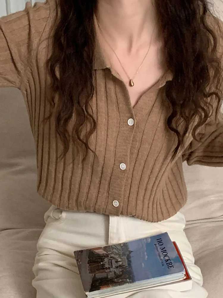 New Fashion Turn Down Collar Cardigan Knitted Sweaters Women Casual Slim Long Sleeve Womens Sweater Elegant Winter ClothesT251101