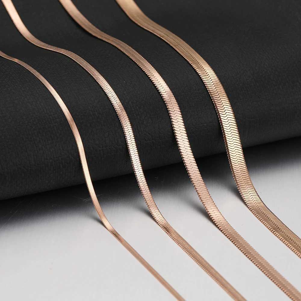 Stainless Steel Necklaces Herringbone Blade Snake Chain Light Luxury Unisex Clavicle Choker Men Necklace For Women Jewelry GiftsC250407