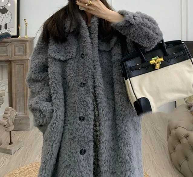 Winter 2025 Loose Fleece Fluffy Long Woolen Coat with A Fashionable LookT251101