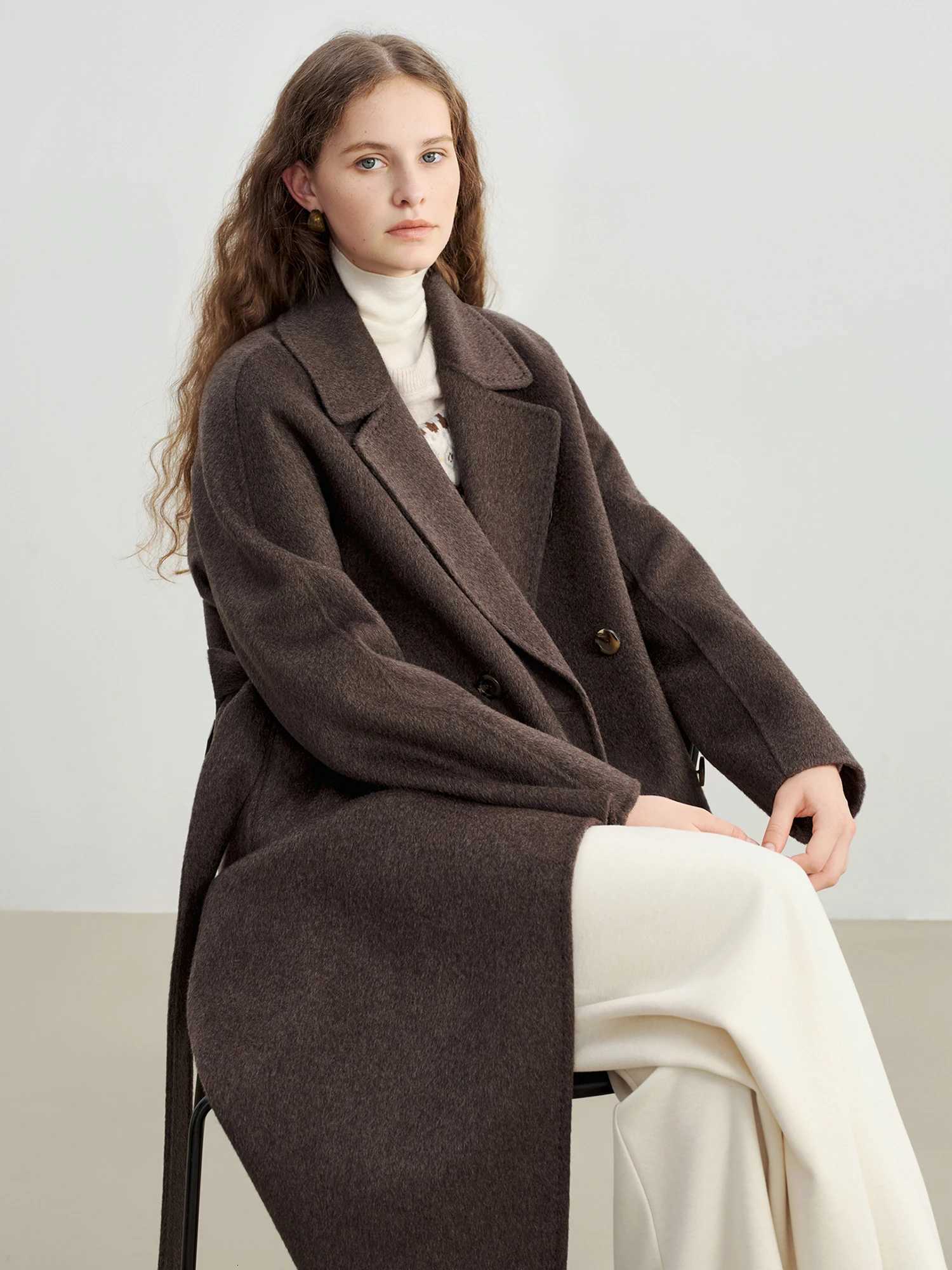 ZIQIAO Stylish Womens Petite Wool Overcoat with Suit Lapel 2025 Winter New Arrival 100 Wool Coats Suit Collar Long Winter CoatT251101