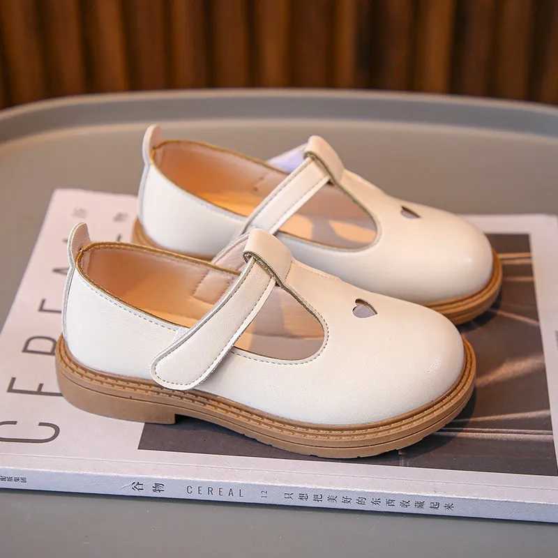 Children Leather Shoes for School Black Uniforms for Girls Loafers Versatile Love Hollow Out Boys Simple British Wind Kids ShoesT251101