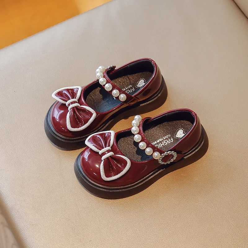 Girls Leather Shoes Black Mary Janes Kids Dance Performance Shoes Nonslip 2024 New Fashion Children Princess Shoes Soft SoleT251101