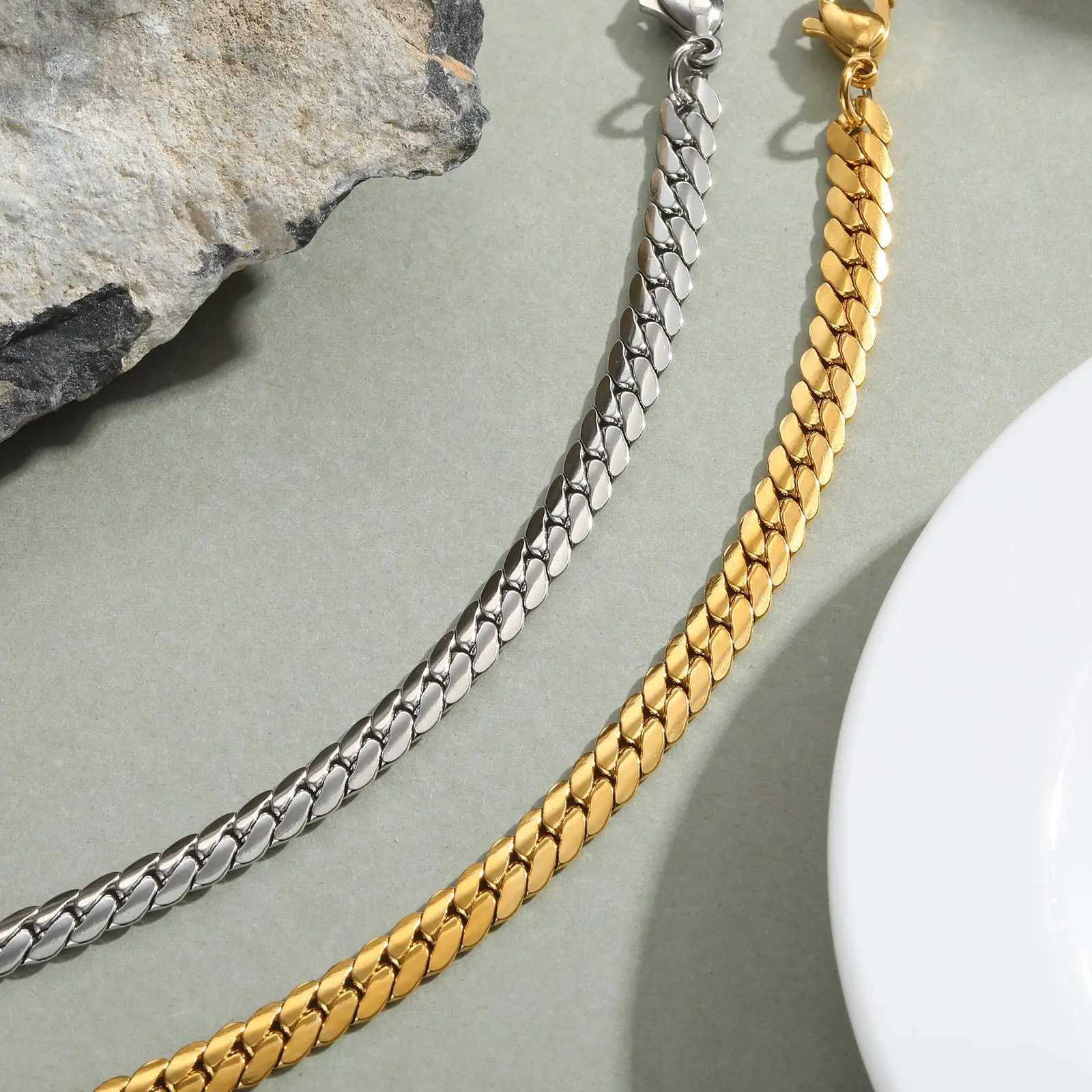 Unique Cuban Link bracelet stainless steel NK chain bracelet fashionable waterproof jewelry gift Y250329