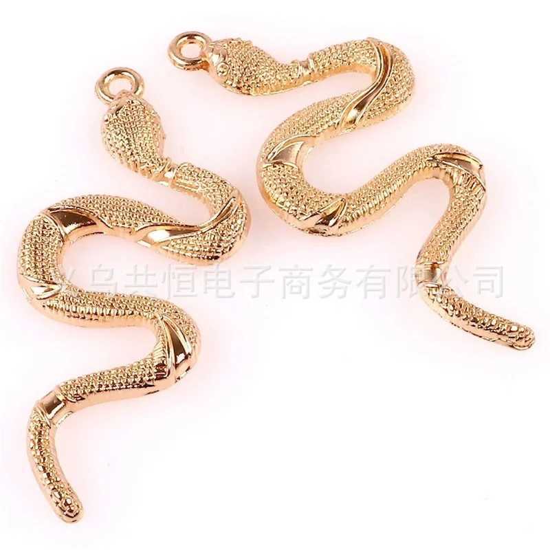 Wus 2022 New Ladies Snake Necklace New Animal Snake Pendant Necklace Earrings Simple Style Fashion Women Birthday Jewelry JewelC250407