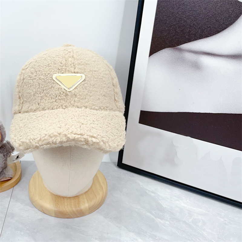 Luxury Brand Baseball Cap Unisex Fashionable Ball Caps Winter Outdoor Sports Warm Hat