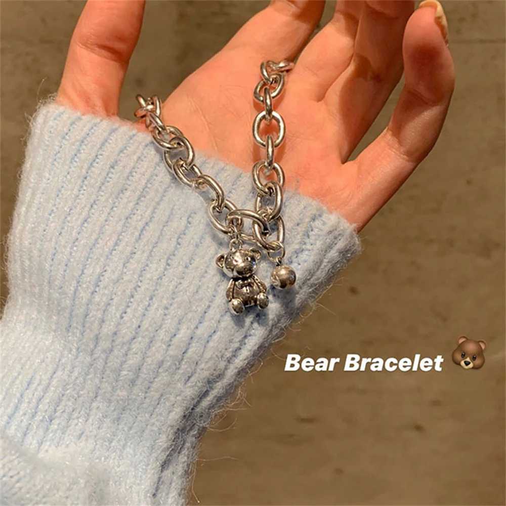 Silver plated lamp luxury womens bear pendant tag charm silver bracelet retro thick chain hip-hop bracelet jewelry Y250329