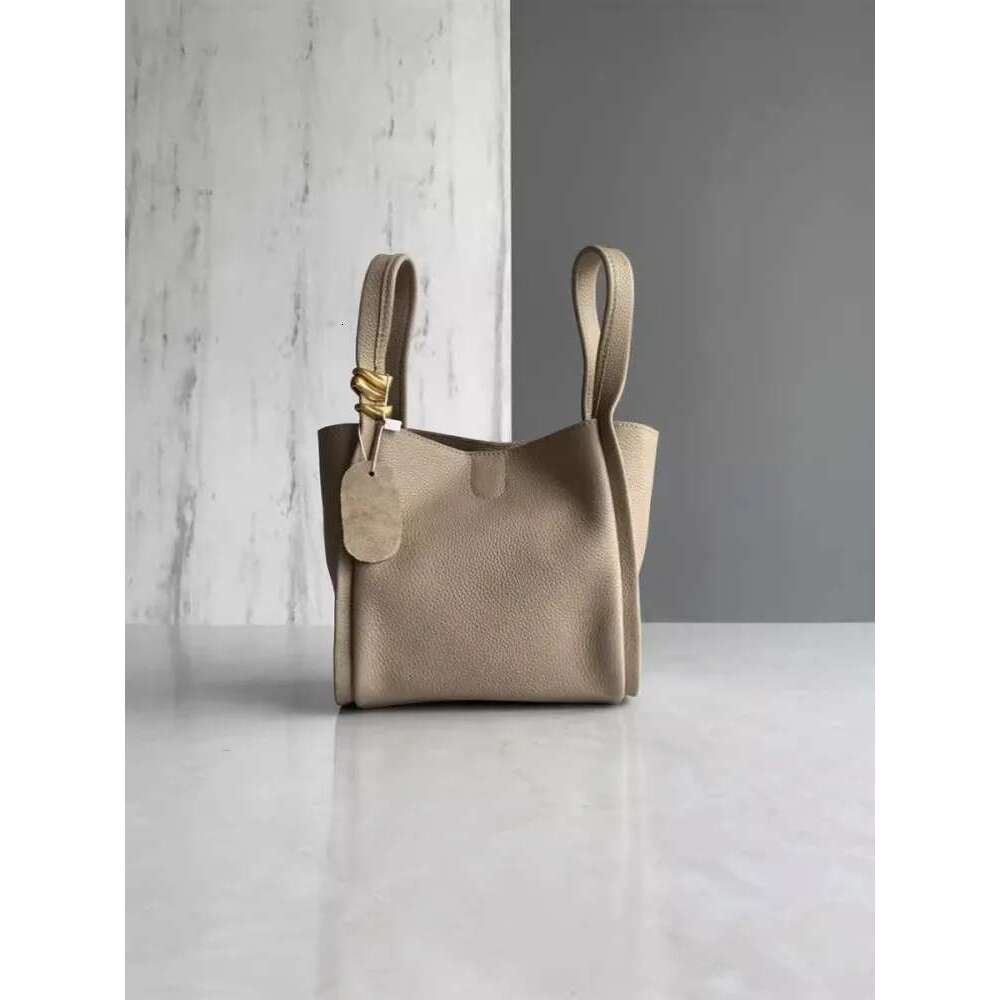 Women's Bags Women Casual Genuine Leather Bucket Bag New Fashion Tote Handbag Office Ladies Single Shoulder Solid Color Crossbody Bags
