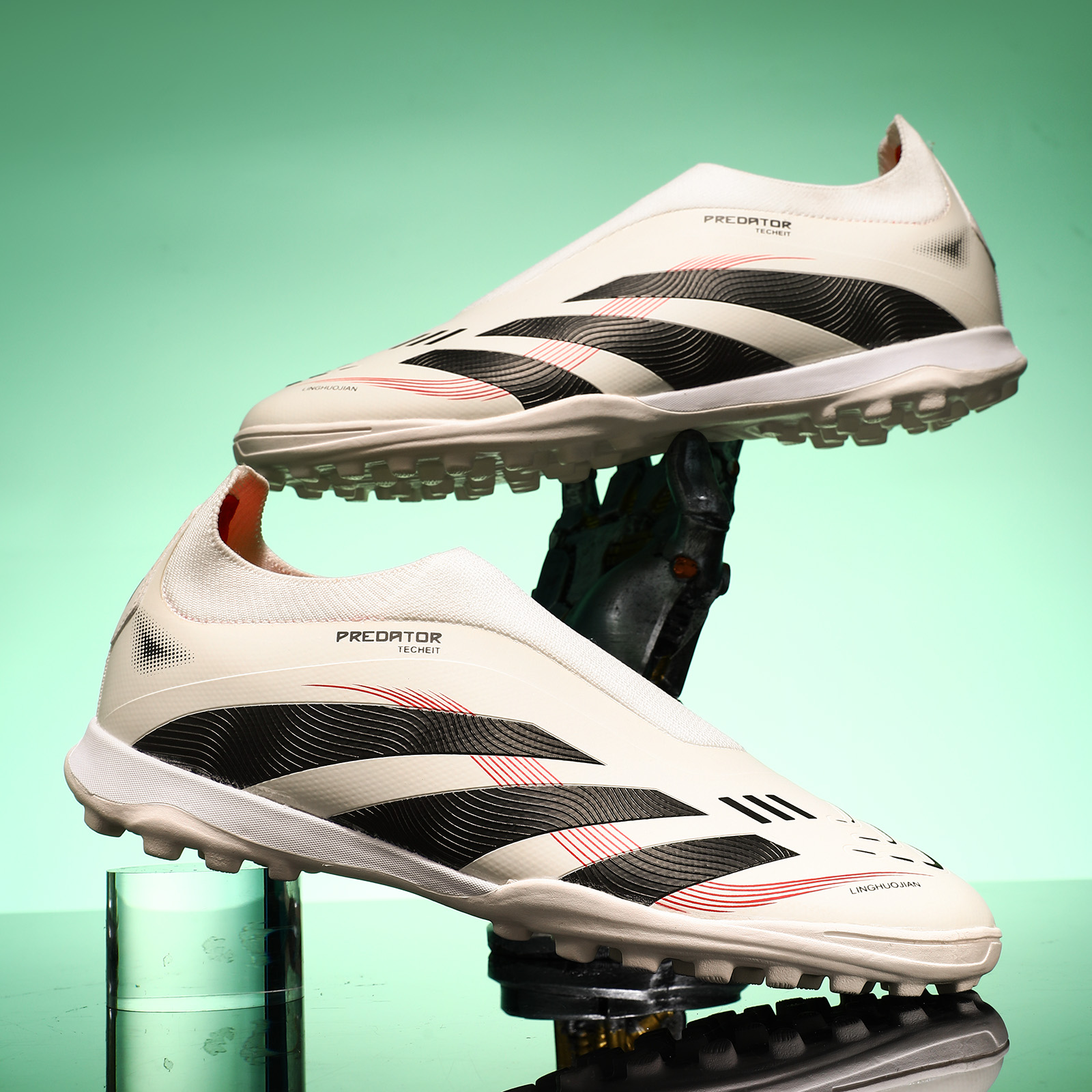 Versatile Soccer Cleat Set Designed Specifically For Young Athletes