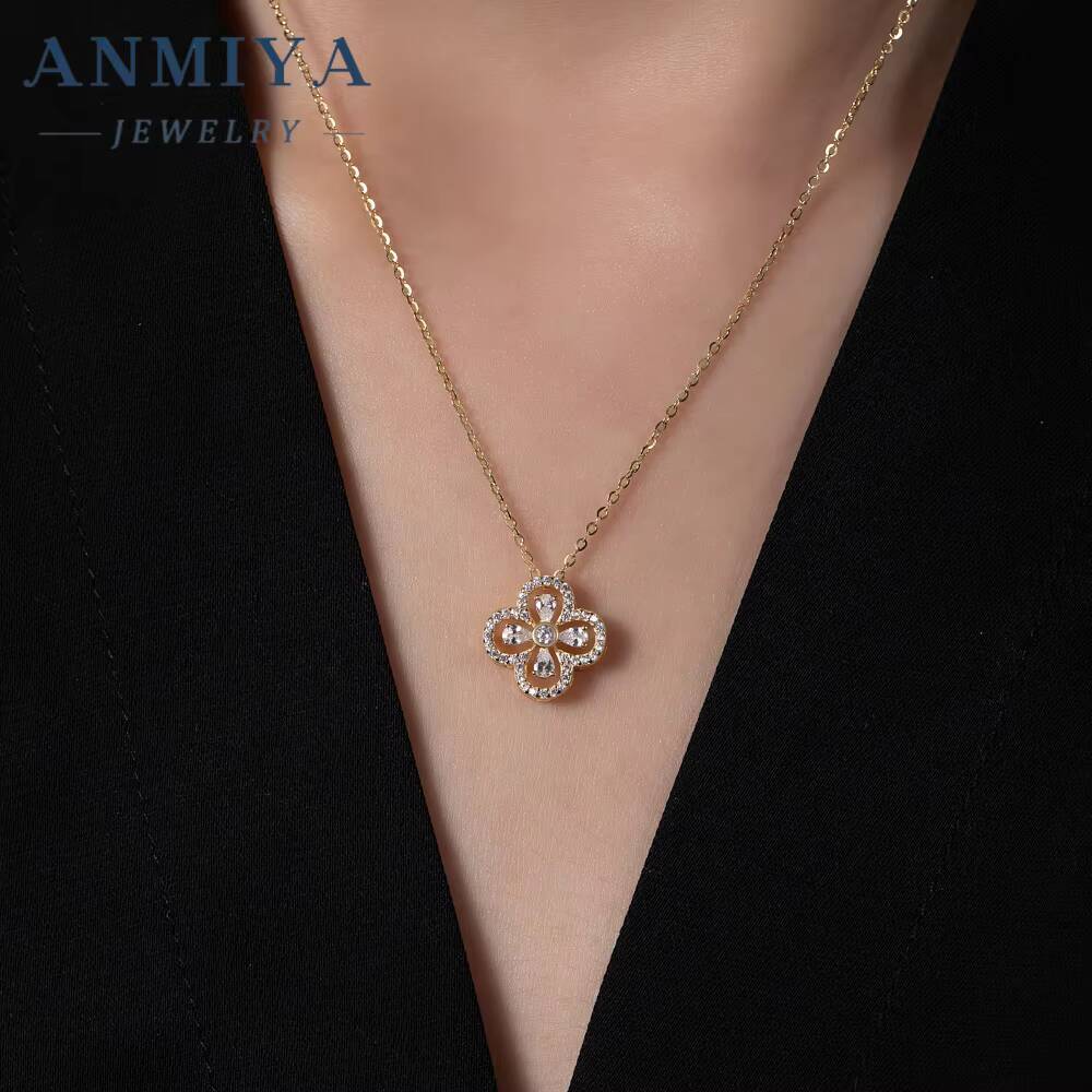 Women DoubleSided White Shell Four Leaf Clover Pendant 18K Gold Plating Necklace for Women