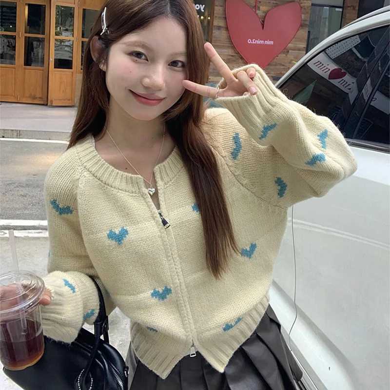 Korean Heart Pattern Knitted Cardigan Women 2025 Y2K Mix Color Long Sleeve Cardigan for Woman Crew Neck Zipper Up Outwear MujerT251101