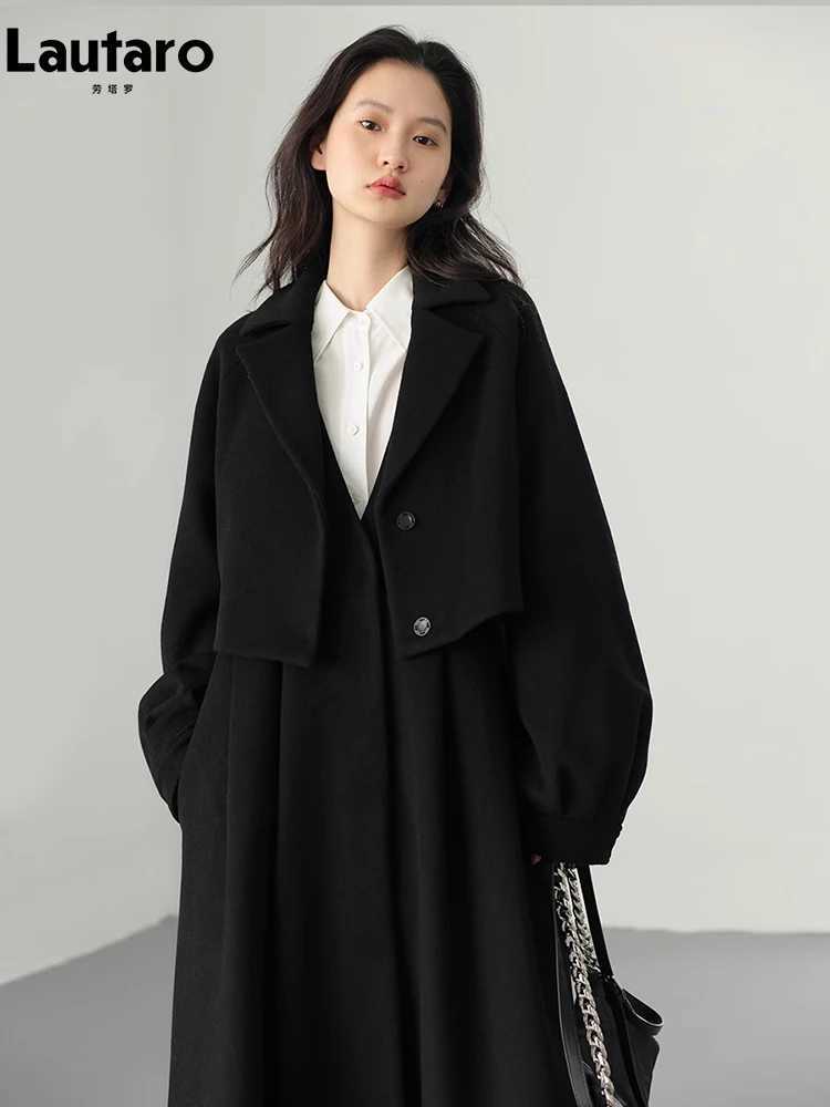 Lautaro Autumn Winter Long Flowy Luxury Vintage Black Warm Thick Woolen Coat Women Luxury Designer Fake 2 Pieces Clothes 2023T251101