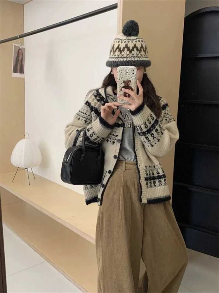 Coat Women Cardigan Sweaters Coats Hooded Jackets Work Jumpers Y2k Streetwear Elegant Knit Open Stith Autumn Winter 2025T251101