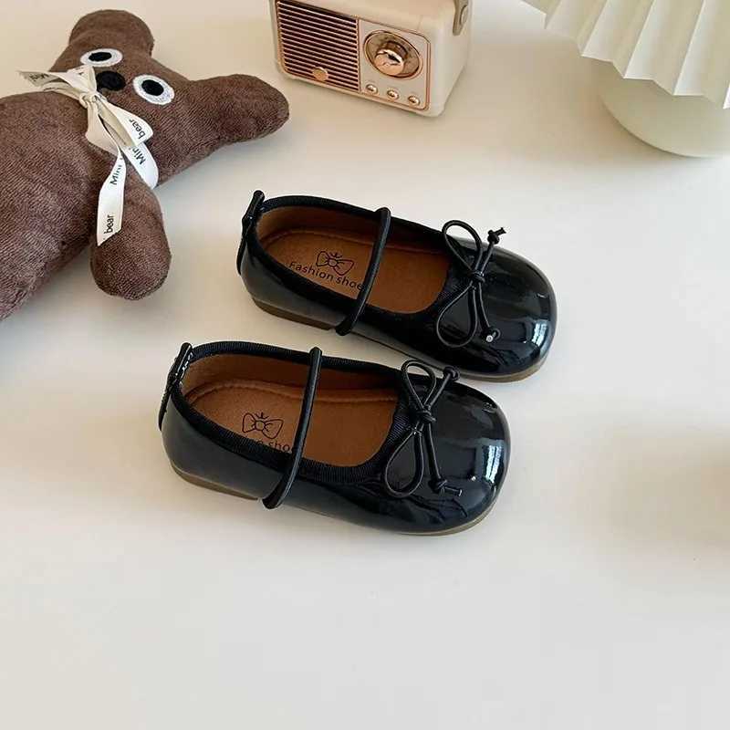 Girl Princess Shoe 2025 Autumn New Shallow Mouth Kids Leather Shoes Fashionable Versatile Soft Sole Girls Casual Shoes ZapatosT251101