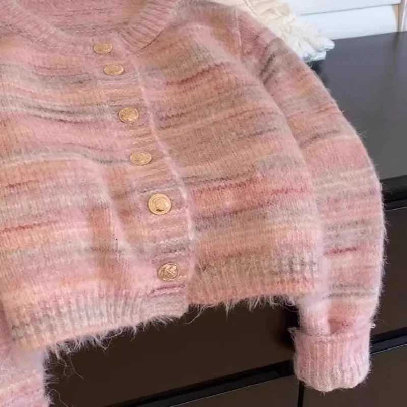 Women Elegant Slim Oneck Warm Vintage Knitted Cardigan Autumn Winter New Chic Button Soft Single Breasted Striped SweaterT251101