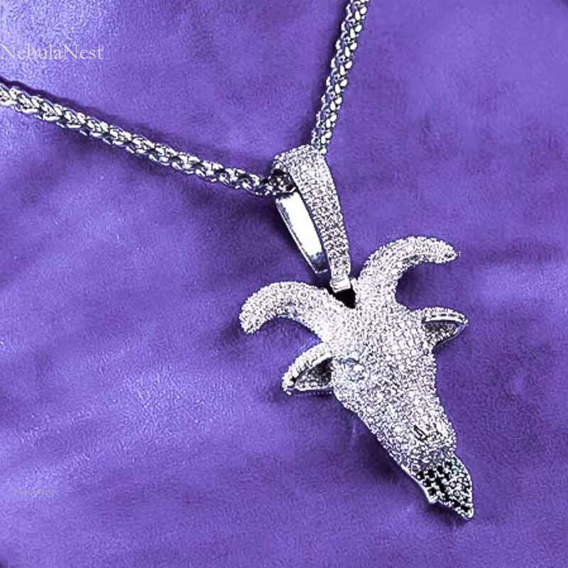 Pass Dia Tester Hip Hop D Color Iced Out Moissanite Men's Goat Head Pendant With Sterg Sier GRA