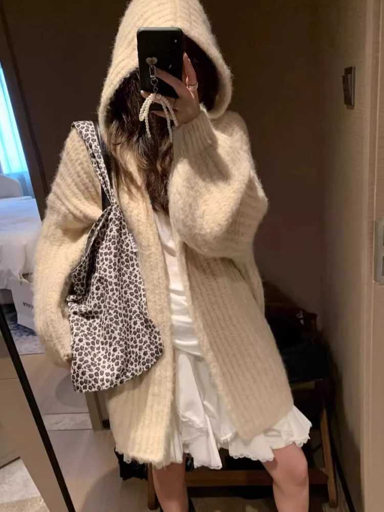 Autumn and Winter New Womens Clothing Hooded Womens Cardigan Lantern Sleeves Sweater Jacket Fashionable Loose KnitwearT251101