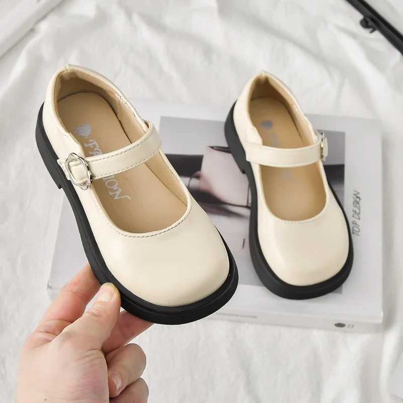 Kids Strappy Leather Shoes for Girls 2025 Autumn Nonslip Soft Sole Toddler Mary Jane Shoes Princess Kids Party Wedding Dress UpT251101