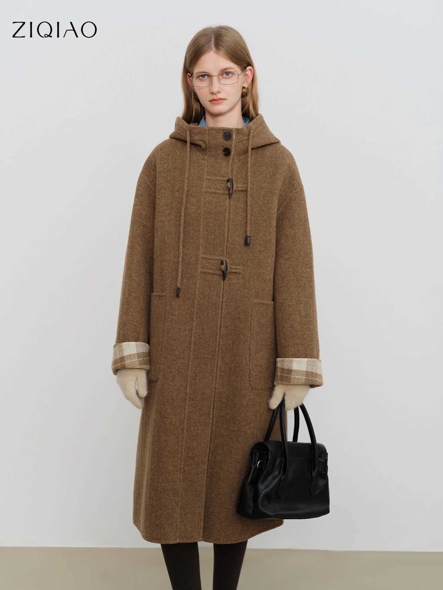 ZIQIAO 2025 Winter Womens Petite British Style Horn Button Wool Blend Coat Vintage Long Coat Warm Double Breasted OuterwearT251101