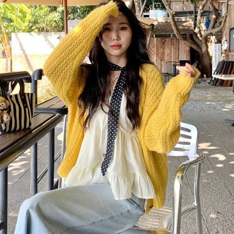 V Neck Loose Long Sleeve Cardigan Sweater Womens Autumn Knitted Casual Coats New Fashion Solid Simple Elegant Versatile TopT251101