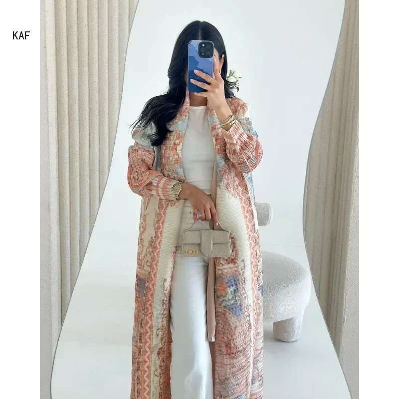 Autumn Women's Coat, Retro Printed Long Sleeved Muslim Abaya Saudi Fashion Wrinkled Waist Belt