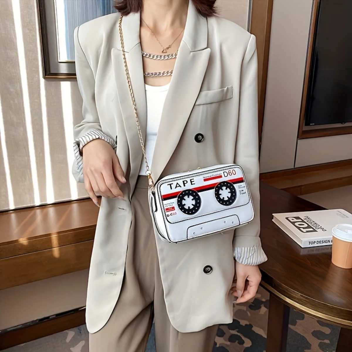 Womens Funny Personalized Tape Audio Tape PU Crossbody Bag Versatile Chain Shoulder BagW251101