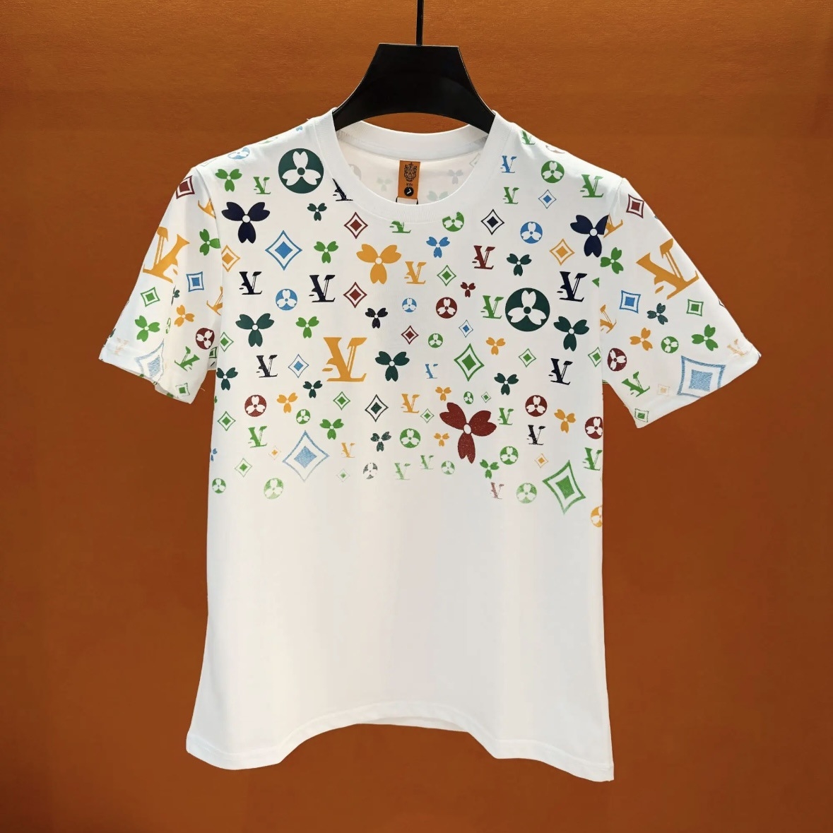 Free shipping new fashion trend short sleeve men spring and summer fashion matching colorful couple men handsome round neck short sleeve light luxury 