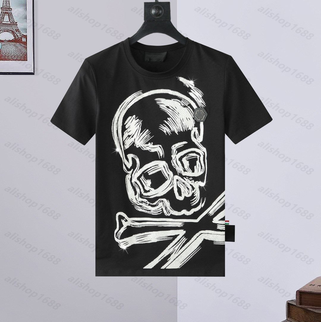 5A Designer tee luxury PLEIN BEAR t-shirt 2025 brand designer tshirt spray letter short-sleeved summer Rhinestone Skull Men T-shirts 09