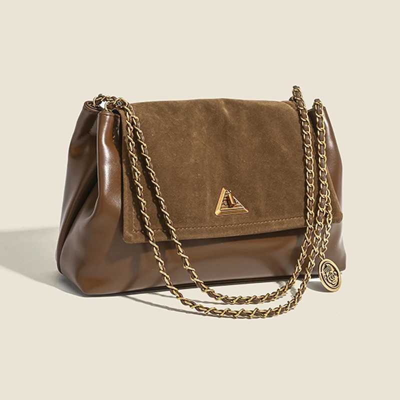 Luxury designer womens handbag Fashion leather single shoulder crossbody bag Famous trend brand commuter bag giftC250401