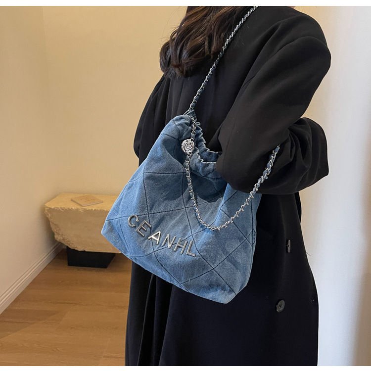 Designer Bag Designer New Denim Large Capacity Women's Dia Chain Commuter Shoulder Bag 2025 Luxury Bag