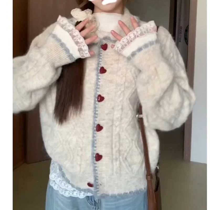 Sweet Peter Pan Collar Knitted Cardigan Autumn Winter Loose Retro Sweater Jackets New Heartshaped Button Lapel Casual KnitwearT251101