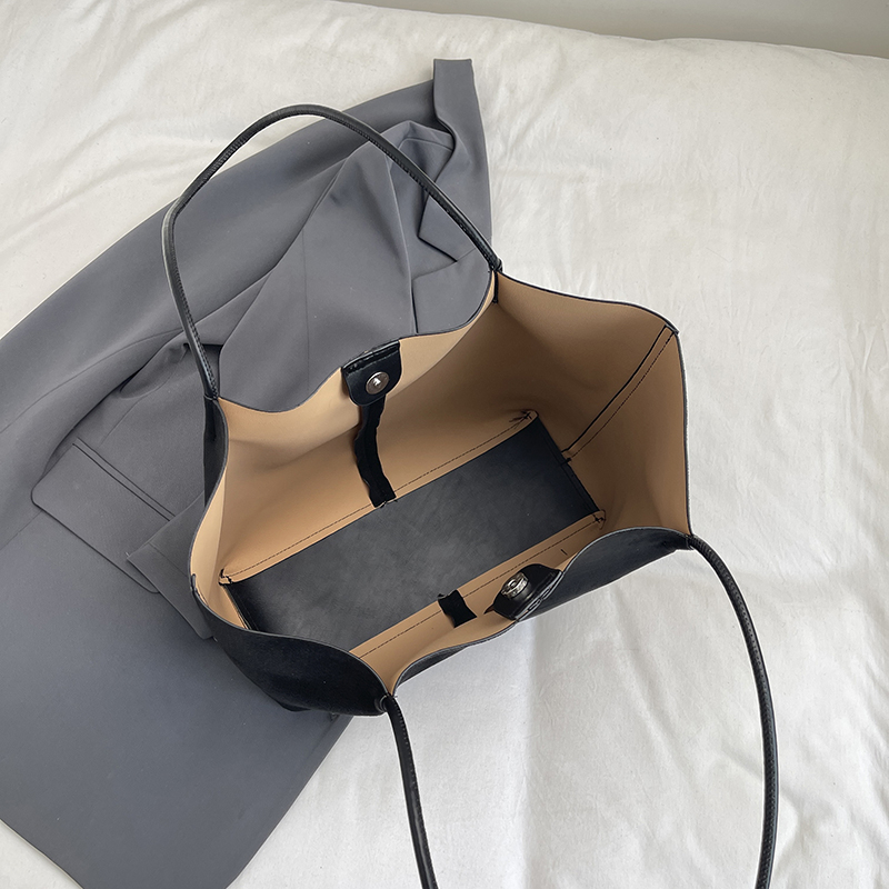 Summer new women's fashionable high-end large capacity synthetic leather handbag, casual simple classic work shoulder bag, high school crossbody 