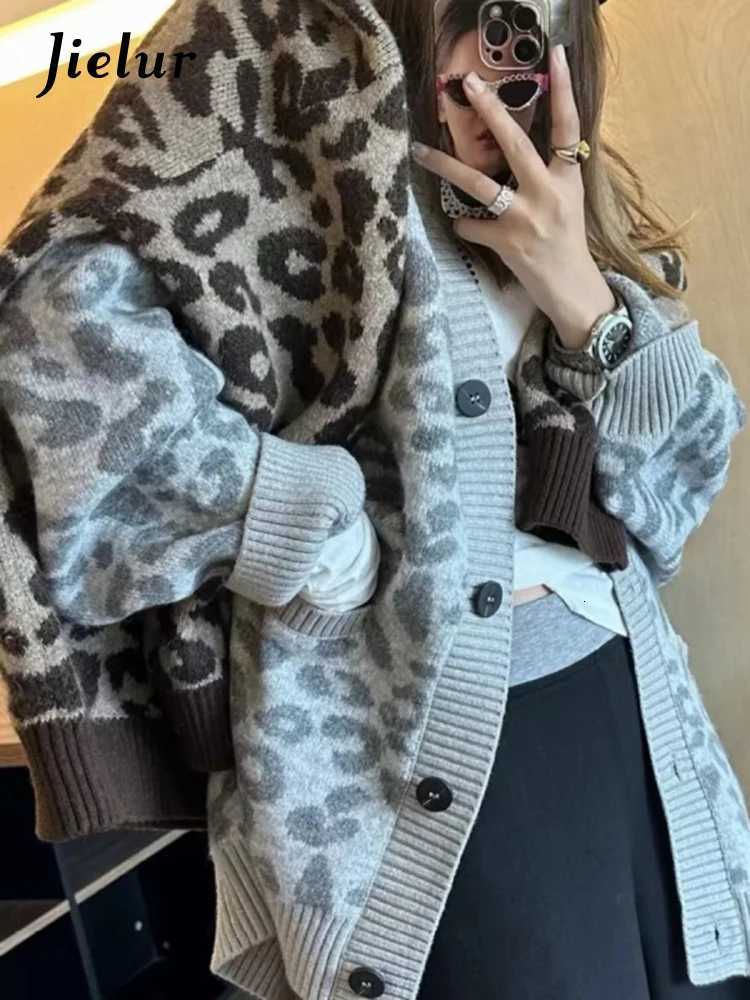 New Chic Leopard Print Contrast Color Loose Simple Women Cardigans Autumn Fashion Single Breasted Vintage Soft Female CardigansT251101