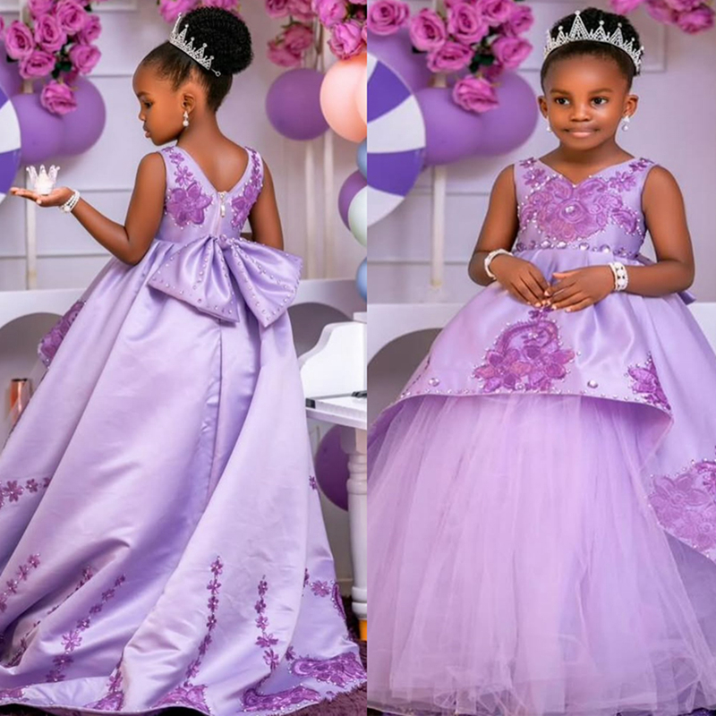 2025 Aso Ebi Purple Flower Girl Dresses Children Birthday Dress Illusion Halter Rhinestones Beaded Lace Tiered Tulle Princess Queen Ball Gown For Marr