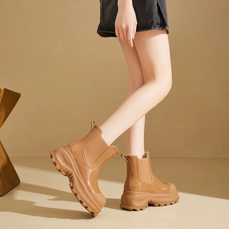 2024 Vogue Korea Style Boots Height Increasing Rain Boot Round Toe City Walk Water Boots Woman Rain Lady Shoes250325bj