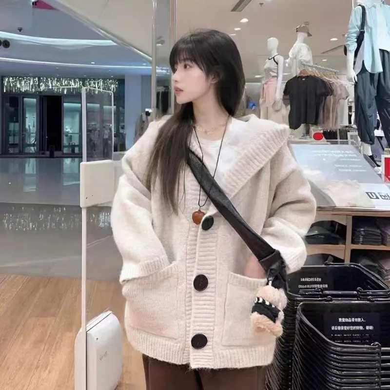 Autumn Casual Knitted Cardigan with Pockets Winter New Womens Vneck Longsleeved Loose Sweater Elegant Solid Color KnitwearT251101