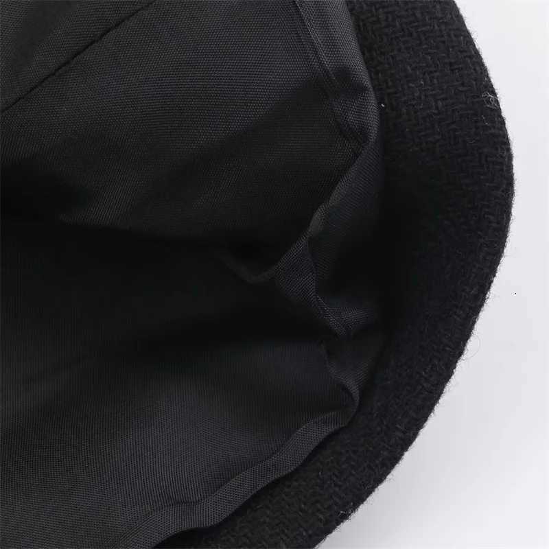 Womens wool coat autumn and winter blended long coat with belt simple and fashionable womens clothingT251101