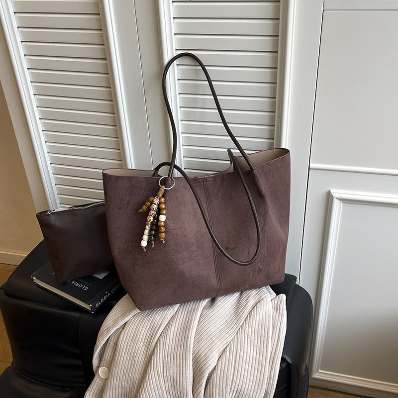 Summer new women's fashionable high-end large capacity synthetic leather handbag, casual simple classic work shoulder bag, high school crossbody 